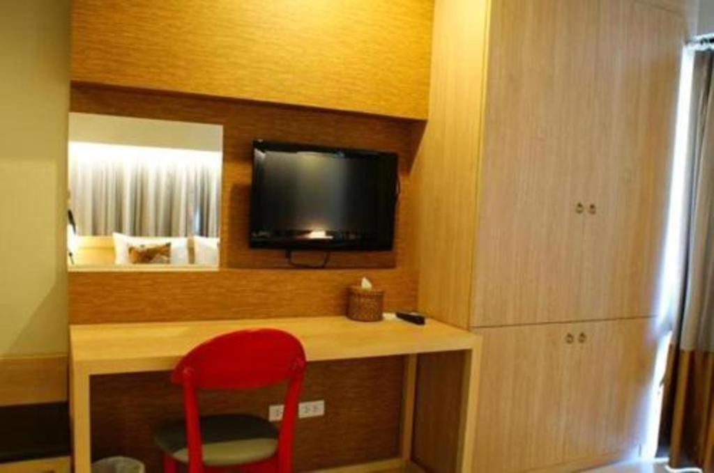 Chinotel Phuket Extérieur photo