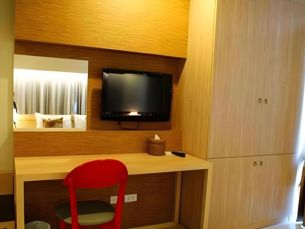Chinotel Phuket Extérieur photo