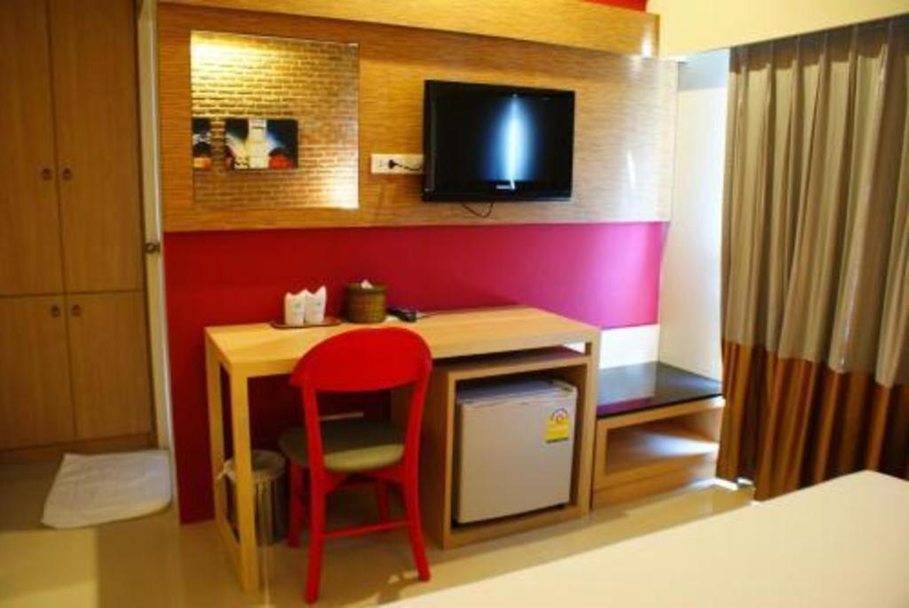 Chinotel Phuket Extérieur photo