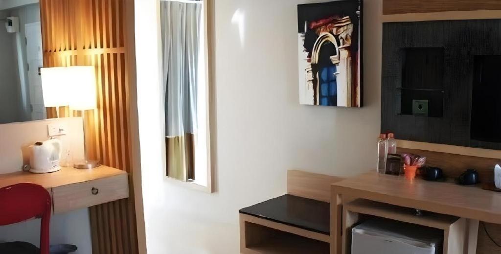 Chinotel Phuket Extérieur photo