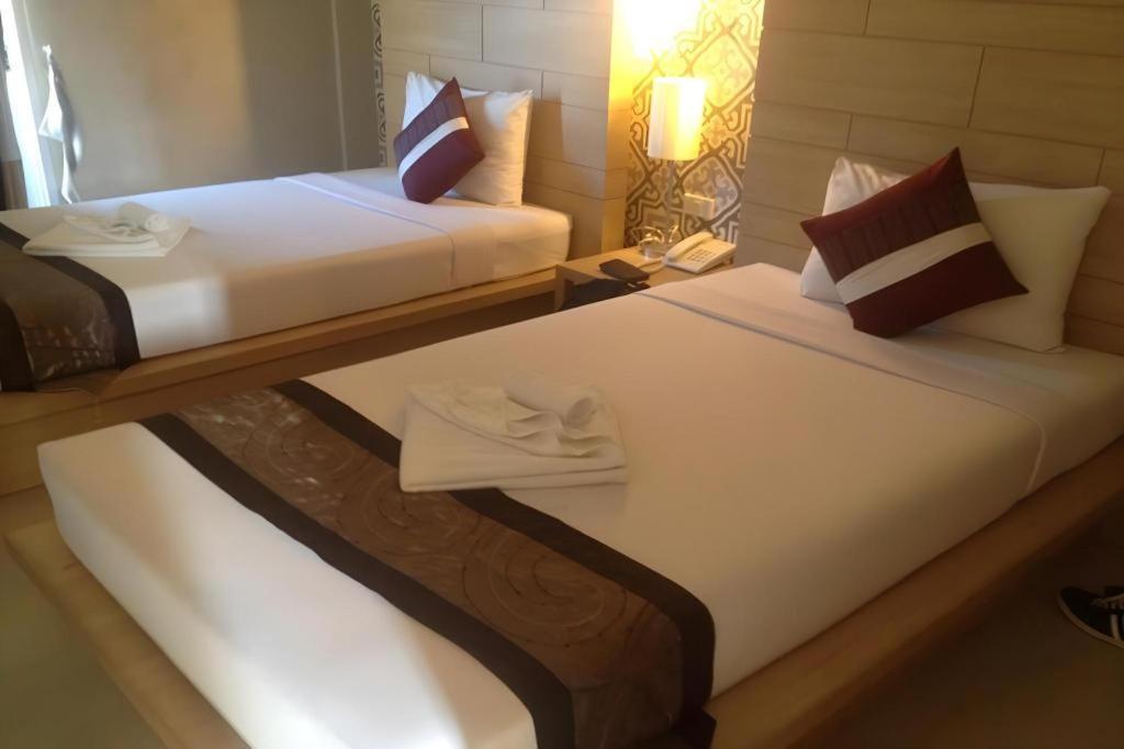 Chinotel Phuket Extérieur photo